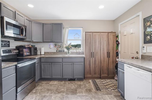 8330 Baldwin Road, Gaines, MI 48436