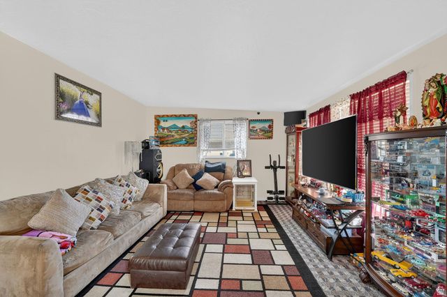 2756 S 3095 W, West Valley City, UT 84119