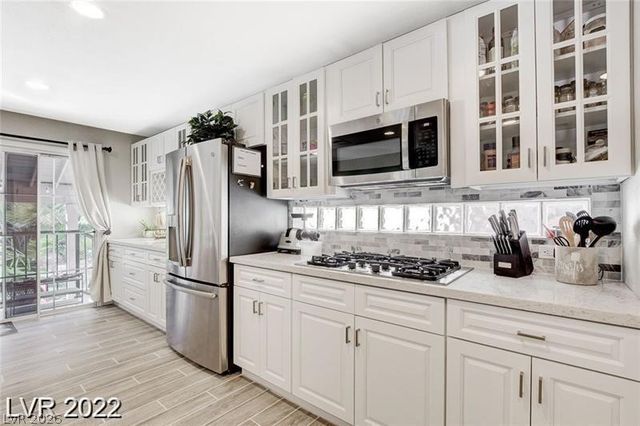 7 Old Lake Circle, Henderson, NV 89074