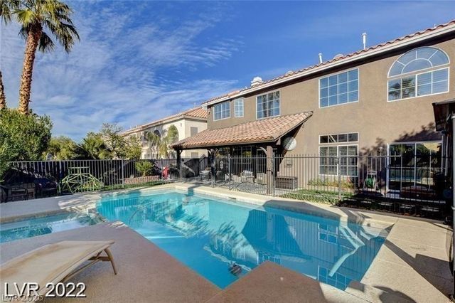 7 Old Lake Circle, Henderson, NV 89074