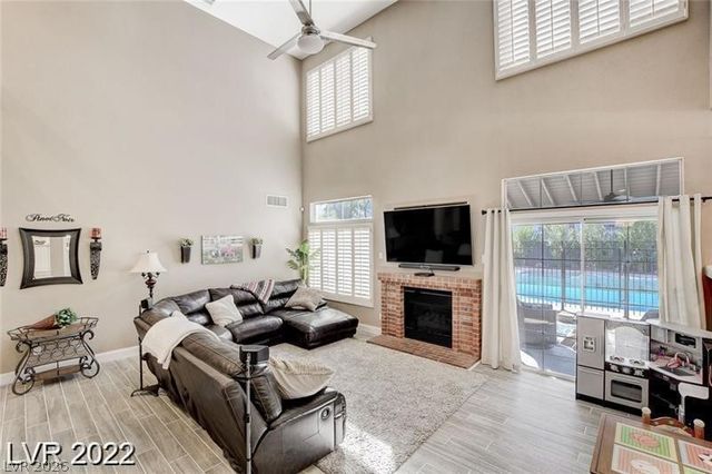 7 Old Lake Circle, Henderson, NV 89074