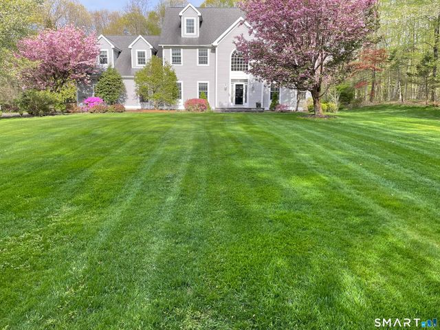 149 Ford Road, Woodbridge, CT 06525