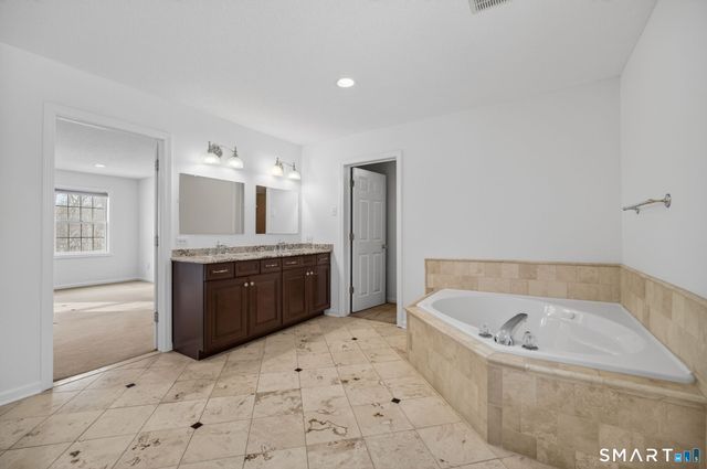 149 Ford Road, Woodbridge, CT 06525