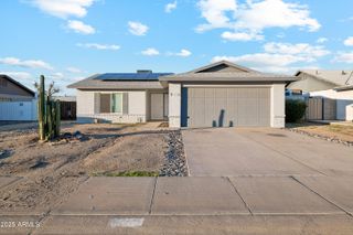 7208 W MEDLOCK Drive, Glendale, AZ 85303