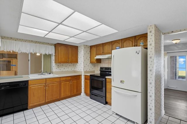 6 FERDINAND LANE, Palm Coast, FL 32137