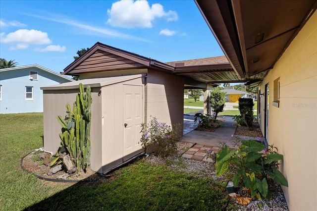 6 FERDINAND LANE, Palm Coast, FL 32137