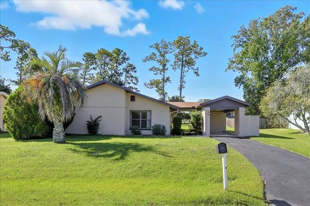 6 FERDINAND LANE, Palm Coast, FL 32137