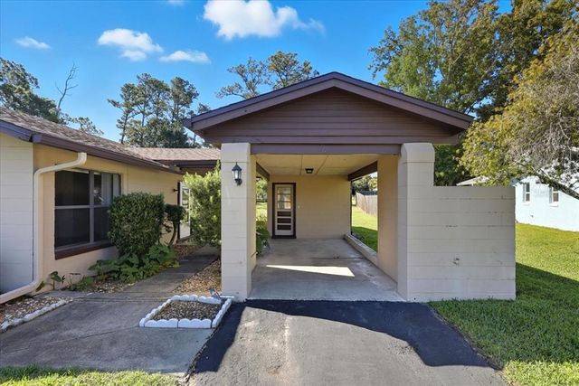 6 FERDINAND LANE, Palm Coast, FL 32137