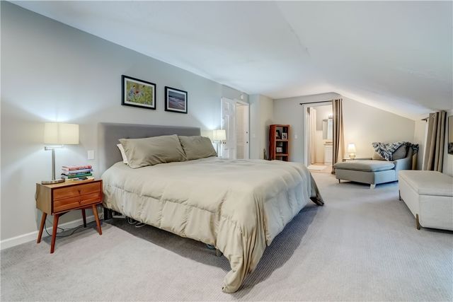 190 Saint Johns Court, Canandaigua City, NY 14424