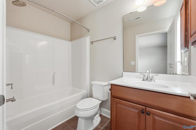 428 E Mossyleaf Drive SW, Huntsville, AL 35824