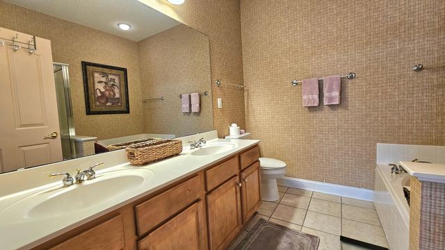 2450 Marsh Glen Dr Unit 913, North Myrtle Beach, SC 29582