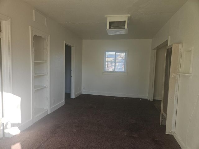 1240 J Street, Sanger, CA 93657