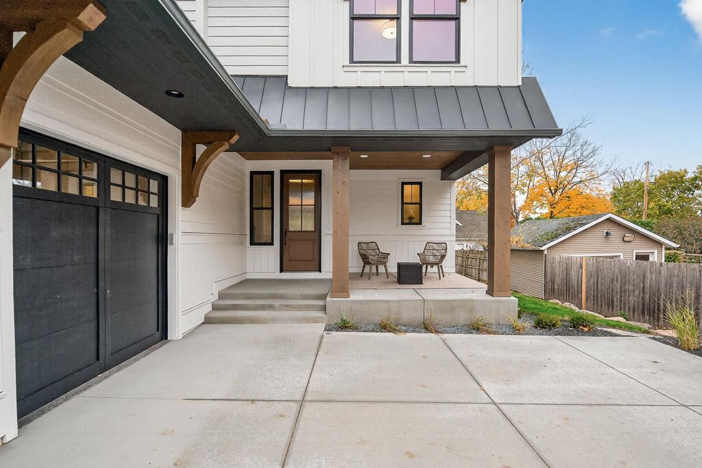 641 Park Street E, Wayzata, MN 55391 — photo 5