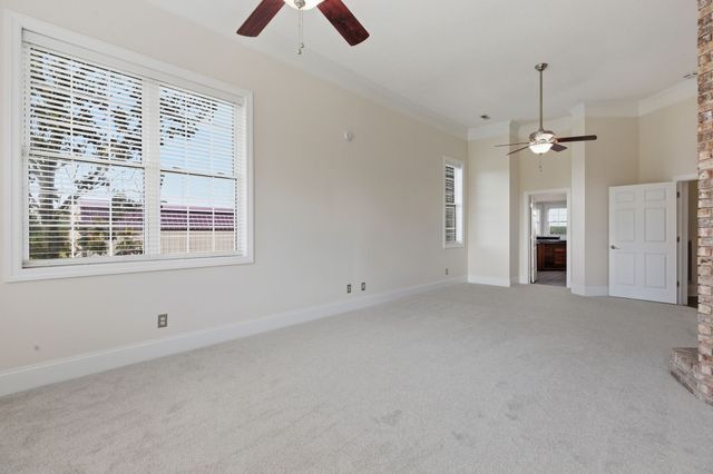 555 Randall Hitchcock Rd, Rock Island, TN 38581