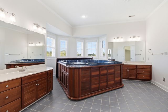 555 Randall Hitchcock Rd, Rock Island, TN 38581