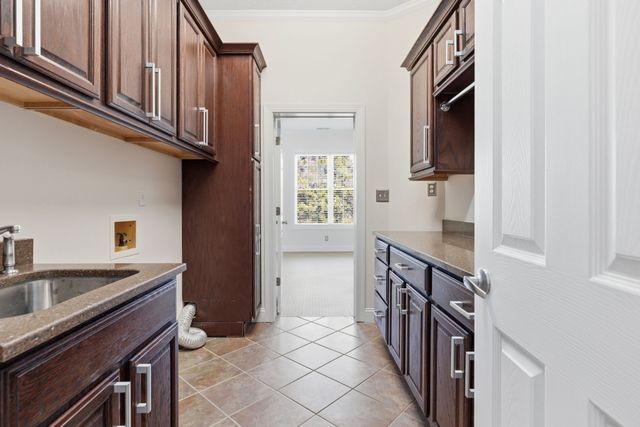 555 Randall Hitchcock Rd, Rock Island, TN 38581