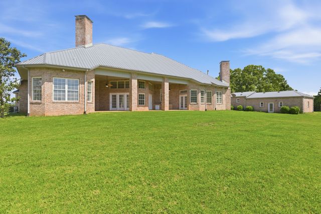 555 Randall Hitchcock Rd, Rock Island, TN 38581