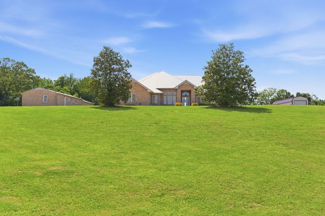 555 Randall Hitchcock Rd, Rock Island, TN 38581