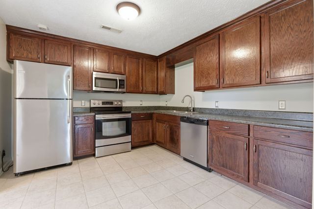 555 Randall Hitchcock Rd, Rock Island, TN 38581