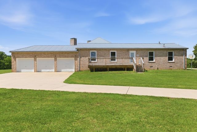 555 Randall Hitchcock Rd, Rock Island, TN 38581