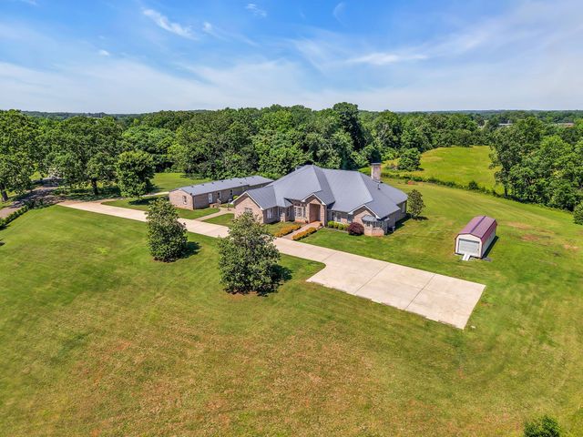 555 Randall Hitchcock Rd, Rock Island, TN 38581