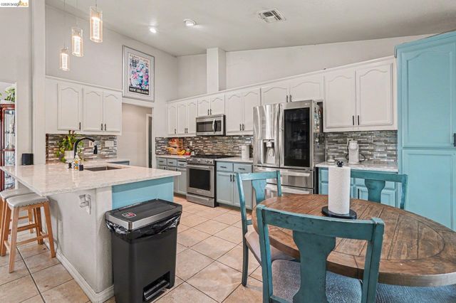 4437 Montara Dr, Antioch, CA 94531