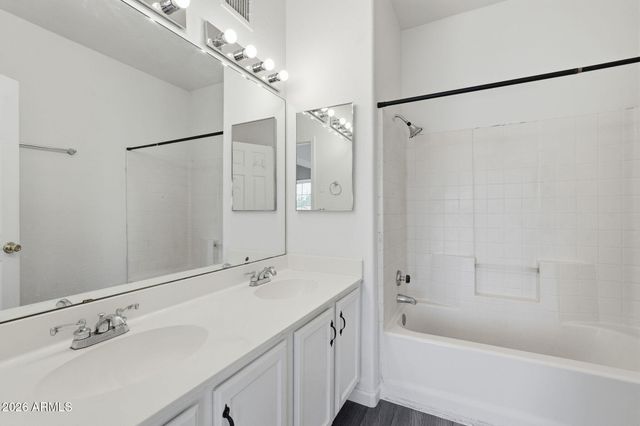 1026 W LIBRA Drive, Tempe, AZ 85283