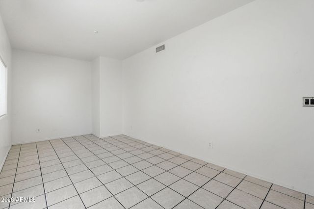 1026 W LIBRA Drive, Tempe, AZ 85283