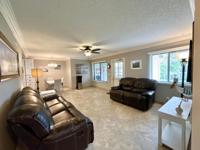 223 Pine Hov Circle C-2, Greenacres, FL 33463