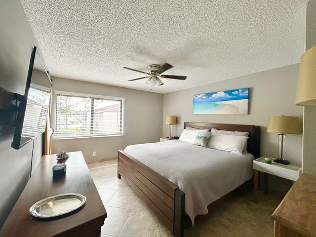 223 Pine Hov Circle C-2, Greenacres, FL 33463