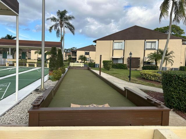 223 Pine Hov Circle C-2, Greenacres, FL 33463