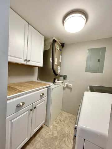 223 Pine Hov Circle C-2, Greenacres, FL 33463