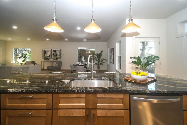 567 Blair Avenue, Fayetteville, AR 72701