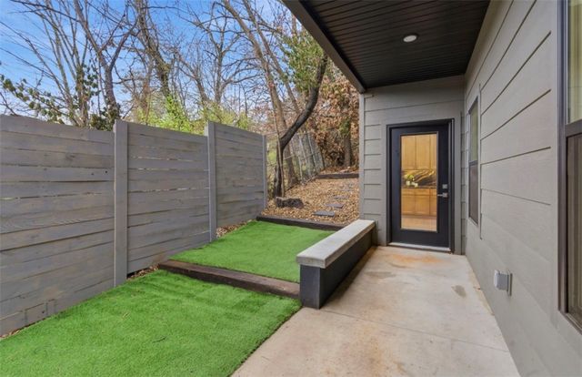 567 Blair Avenue, Fayetteville, AR 72701