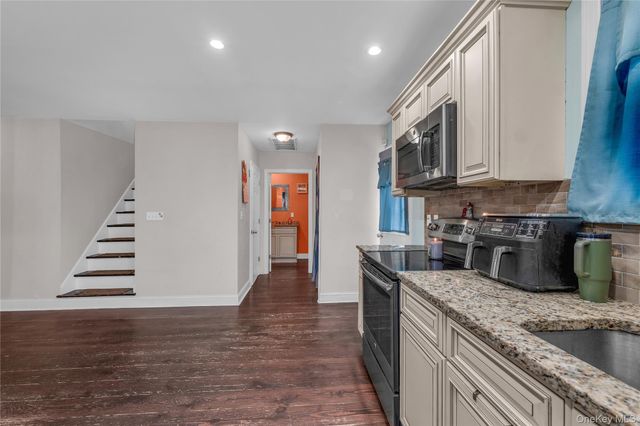 498 A William Floyd Parkway, Shirley, NY 11967