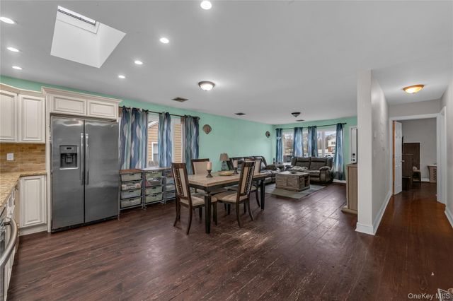 498 A William Floyd Parkway, Shirley, NY 11967