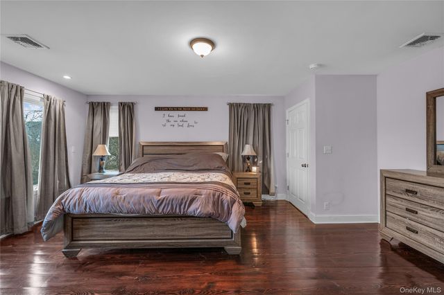 498 A William Floyd Parkway, Shirley, NY 11967