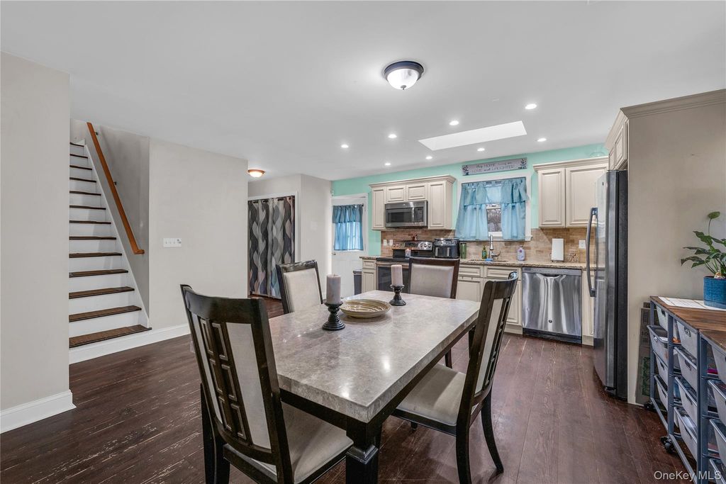 498 A William Floyd Parkway, Shirley, NY 11967