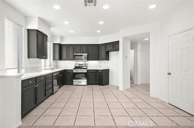 8634 Cabin, Riverside, CA 92508