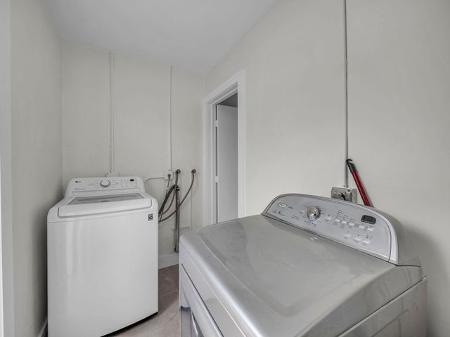 21020 Highland Lakes Boulevard, Miami, FL 33179