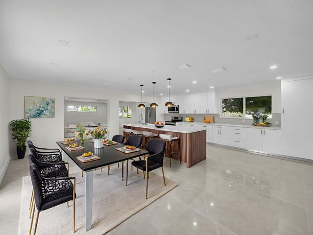 21020 Highland Lakes Boulevard, Miami, FL 33179