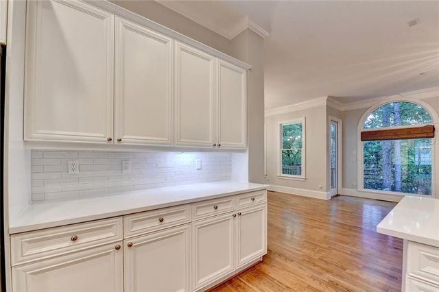 260 Lake Summit View, Atlanta, GA 30342