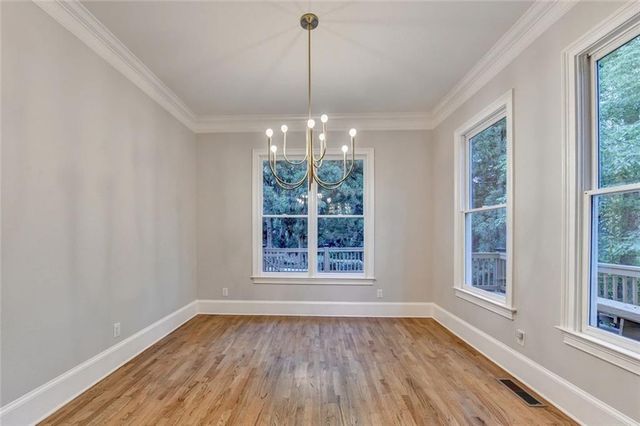 260 Lake Summit View, Atlanta, GA 30342