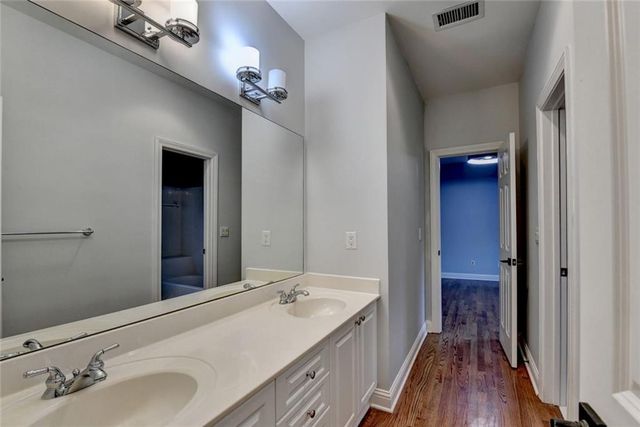 260 Lake Summit View, Atlanta, GA 30342