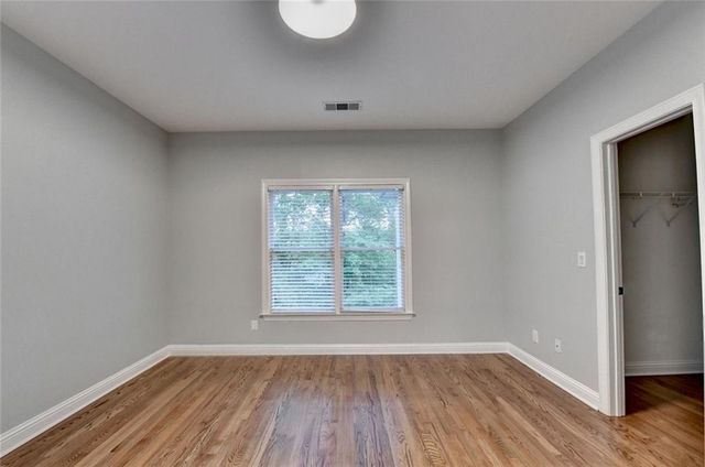 260 Lake Summit View, Atlanta, GA 30342