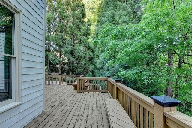 260 Lake Summit View, Atlanta, GA 30342