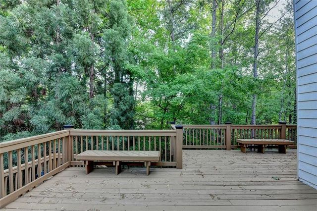 260 Lake Summit View, Atlanta, GA 30342