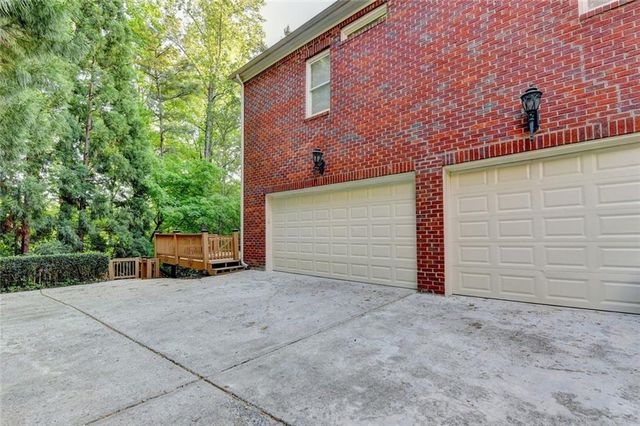 260 Lake Summit View, Atlanta, GA 30342