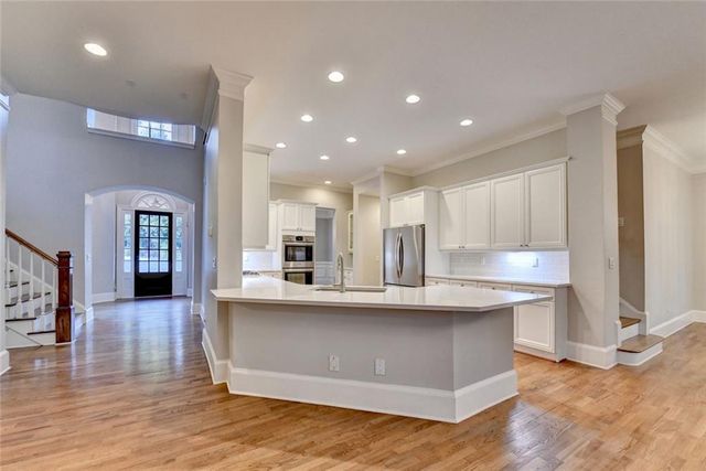 260 Lake Summit View, Atlanta, GA 30342