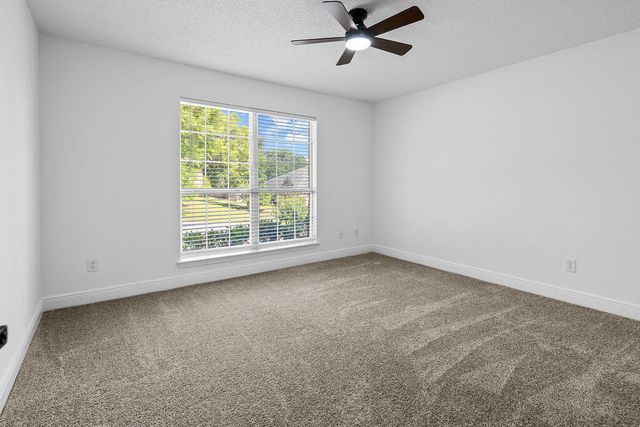 516 Vulpes Sanctuary Loop, Crestview, FL 32536
